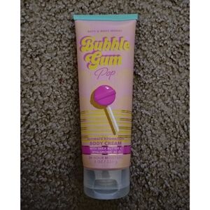 Bath & Body Works Bubble Gum Pop Ultimate Hydration Body Cream – 8 oz